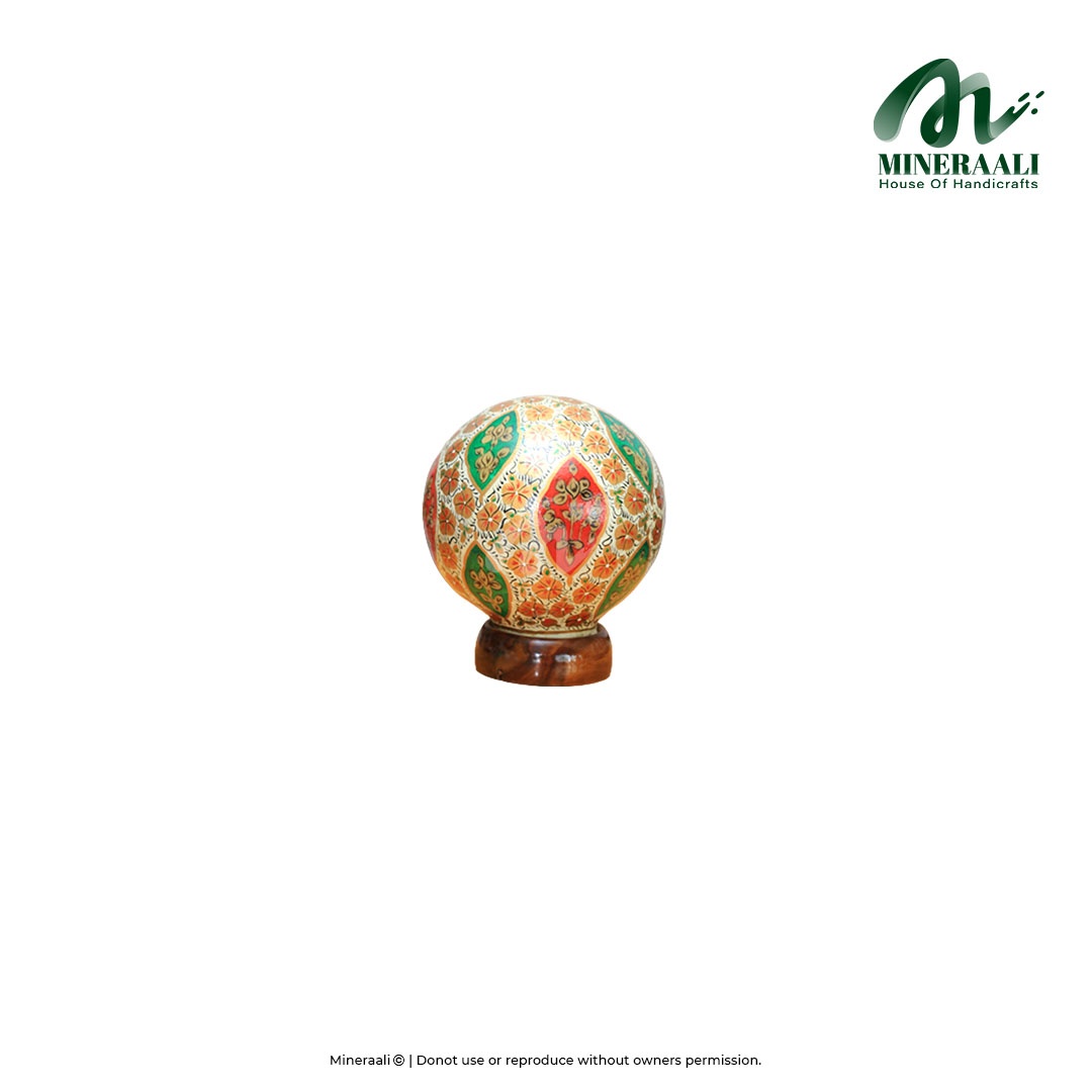 Mineraali | Camel Skin Orange Green Floral Globe Lamp