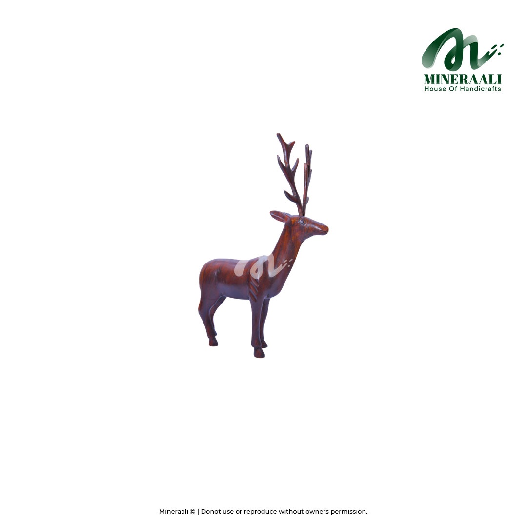 Mineraali | Hand Crafted Wooden Reindeer