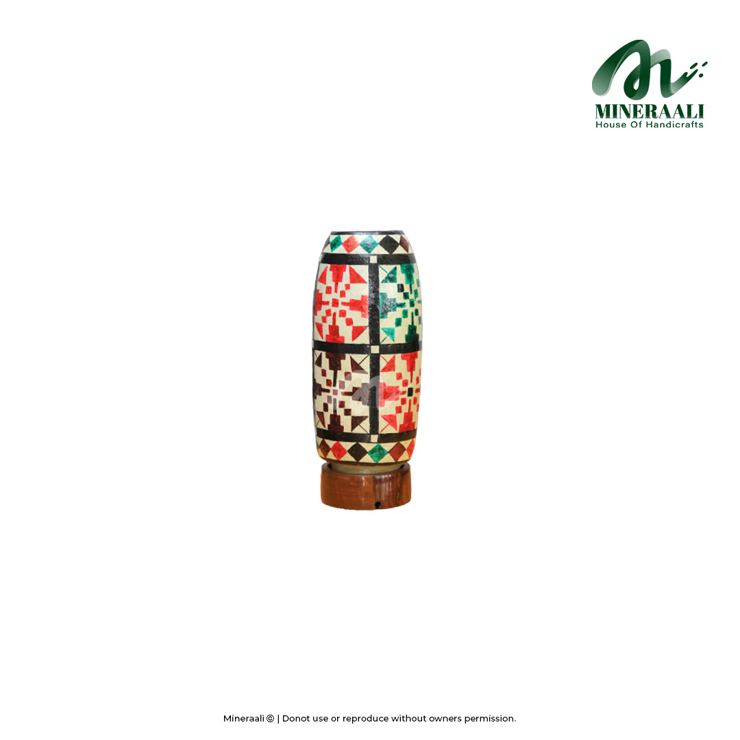 Mineraali | Camel Skin Block Pattern Bottle Lamp