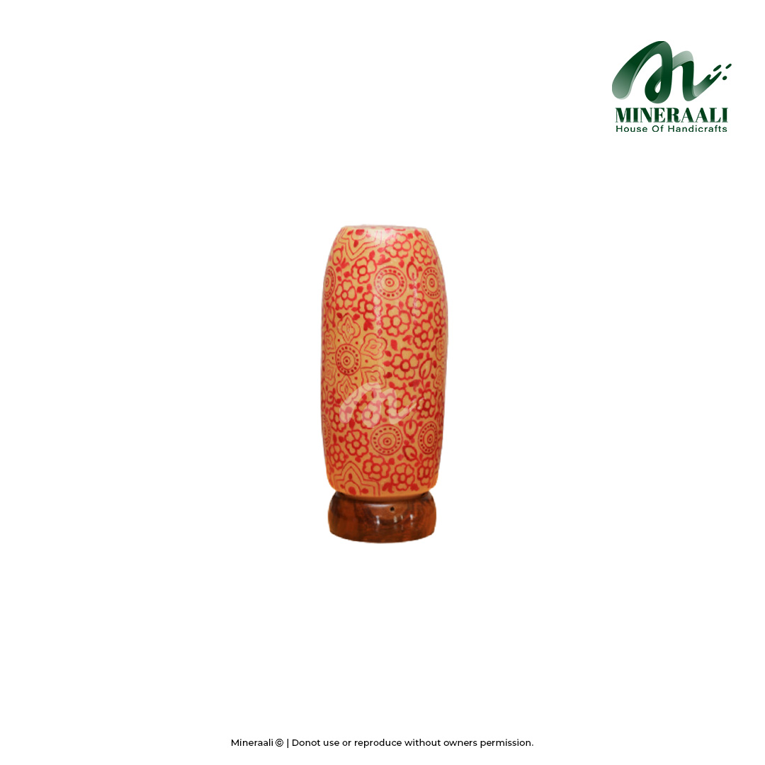 Mineraali | Camel Skin Floral Red Gold Bottle Lamp