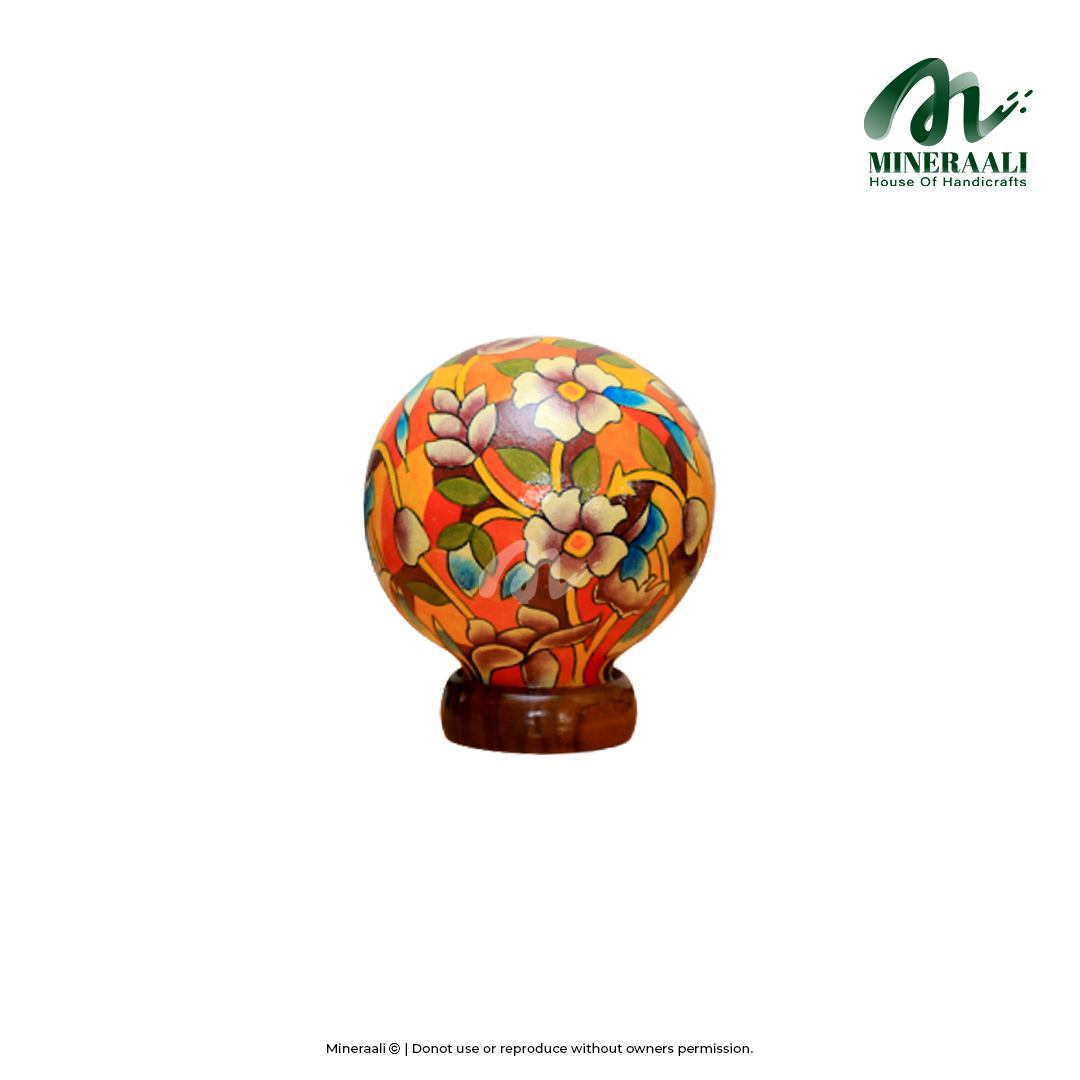 Mineraali | Camel Skin Artistic Flowers Globe Lamp
