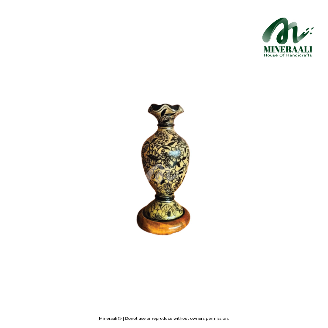 Mineraali | Camel Skin Black Pattern Flower Vase Lamp