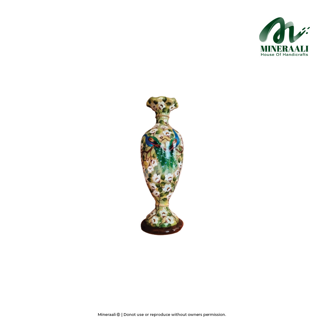 Mineraali | Camel Skin Artistic Peacocks Flower Vase Lamp