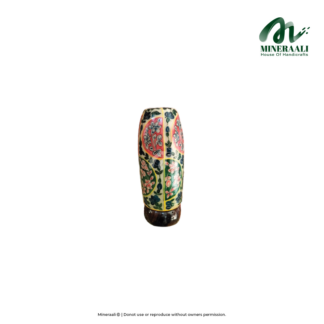 Mineraali | Camel Skin Artistic Pattern Bottle Lamp