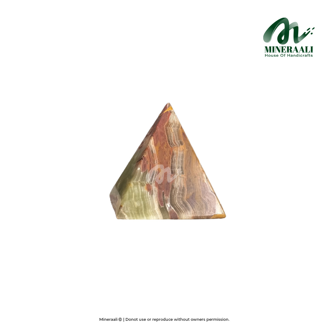 Mineraali | Onyx Pyramid